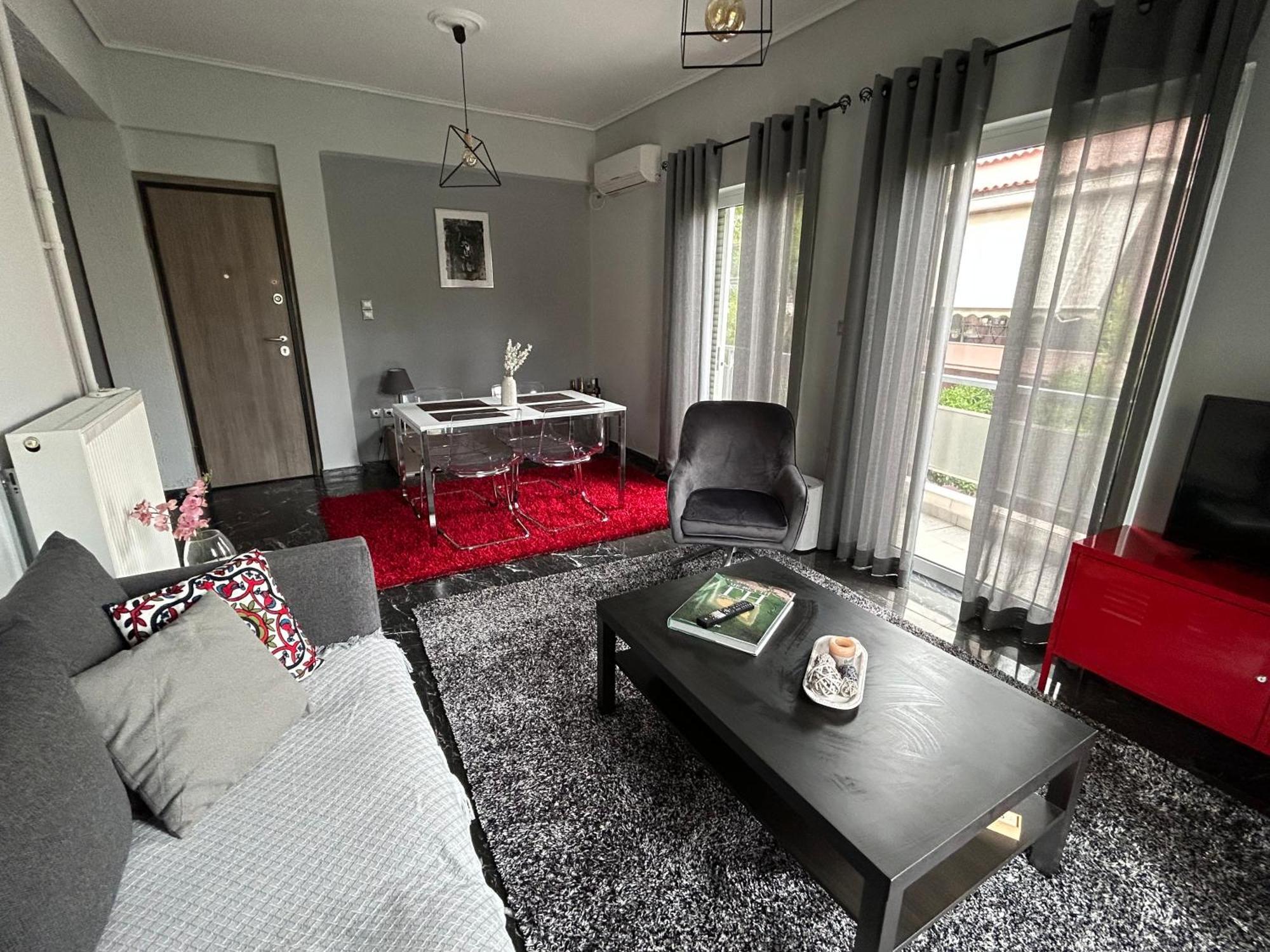Beautiful Apartment Next To Metro Station Athens Exterior photo